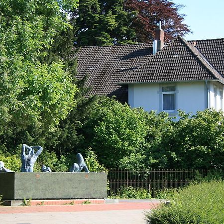 Ferienwohnung Am Kurpark Бад-Ненндорф Екстер'єр фото