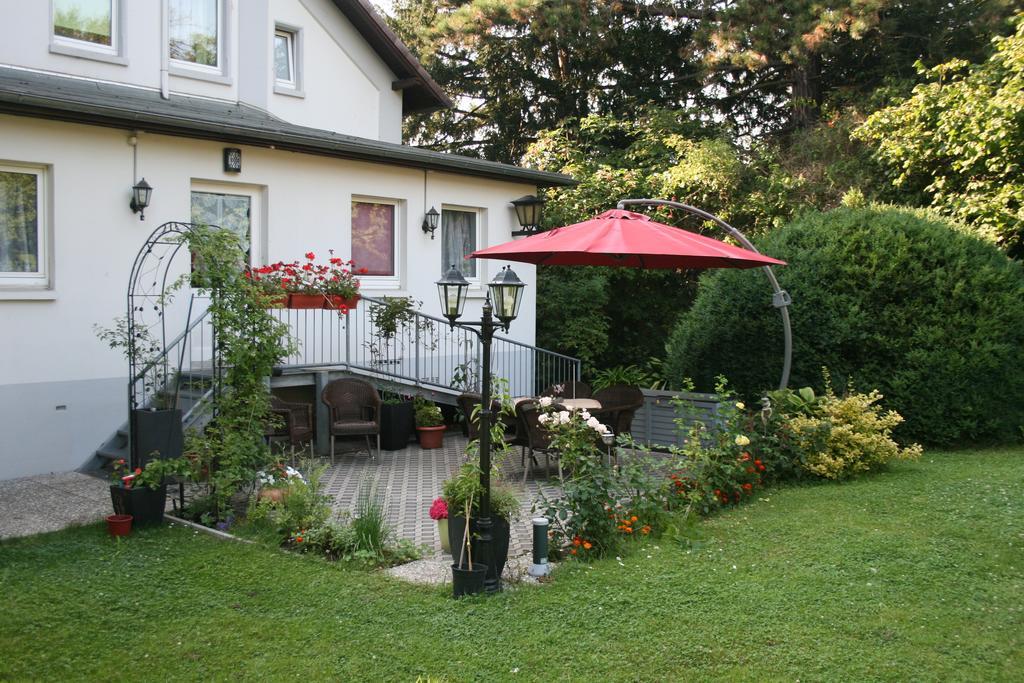 Ferienwohnung Am Kurpark Бад-Ненндорф Екстер'єр фото