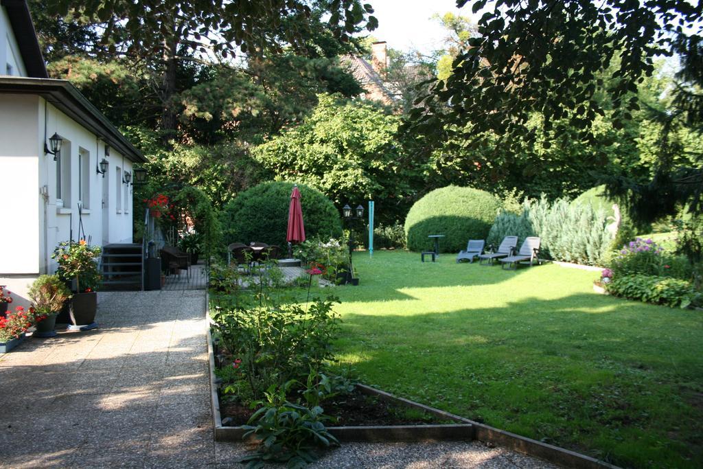 Ferienwohnung Am Kurpark Бад-Ненндорф Екстер'єр фото